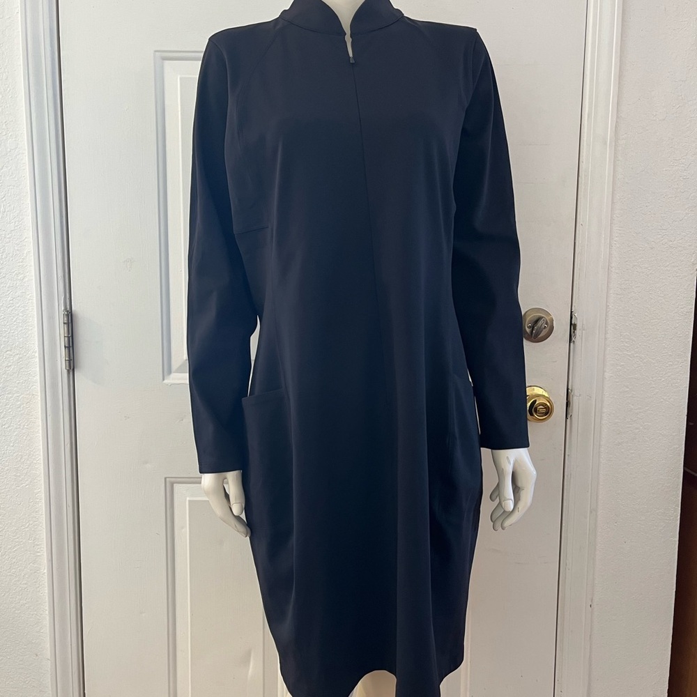 Athleta Woman's Plus-Size Black Delancey Skyline Dress Sz 1x - Picture 5 of 14
